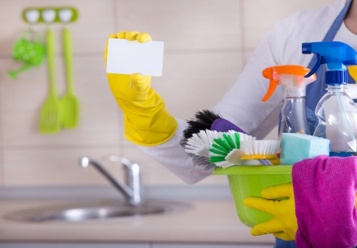 Local house cleaning service for a Fulham flat with period features