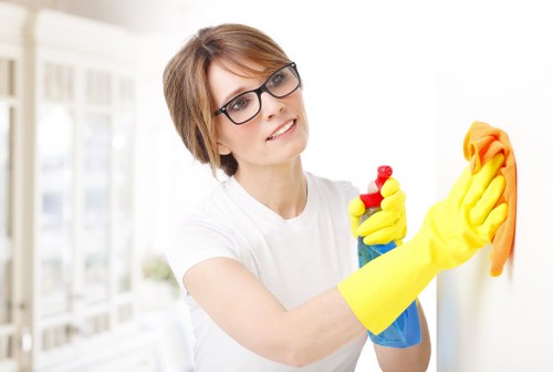 Professional Airbnb turnover cleaning for Fulham short-let properties