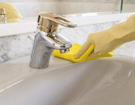 Local office cleaning for reception areas and workstations in Fulham
